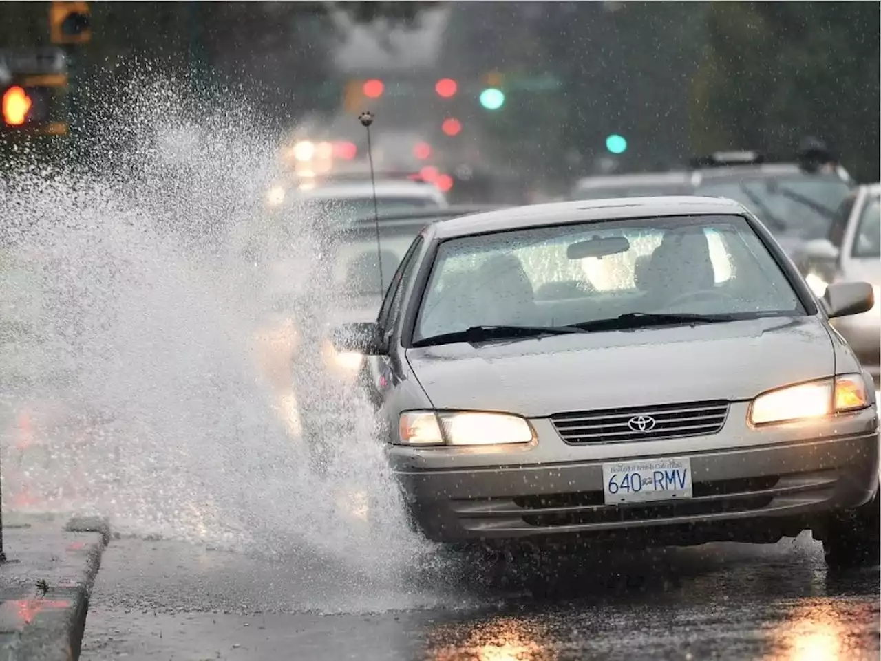 Coastal flood warning in Metro Vancouver