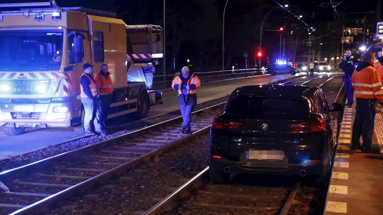 Weißensee: Auto Nr. 37 im Gleisbett! Nun soll nachgebessert werden