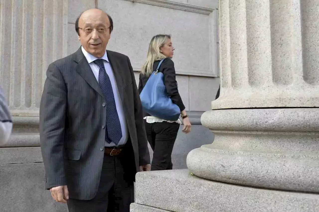 'Regalo' ad Agnelli: cosa c'è nella chiavetta consegnata da Moggi - Calciomercato