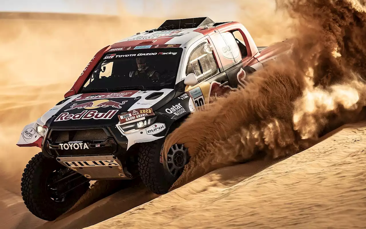 The heat is on: rivals aim to topple Toyota at Dakar 2023