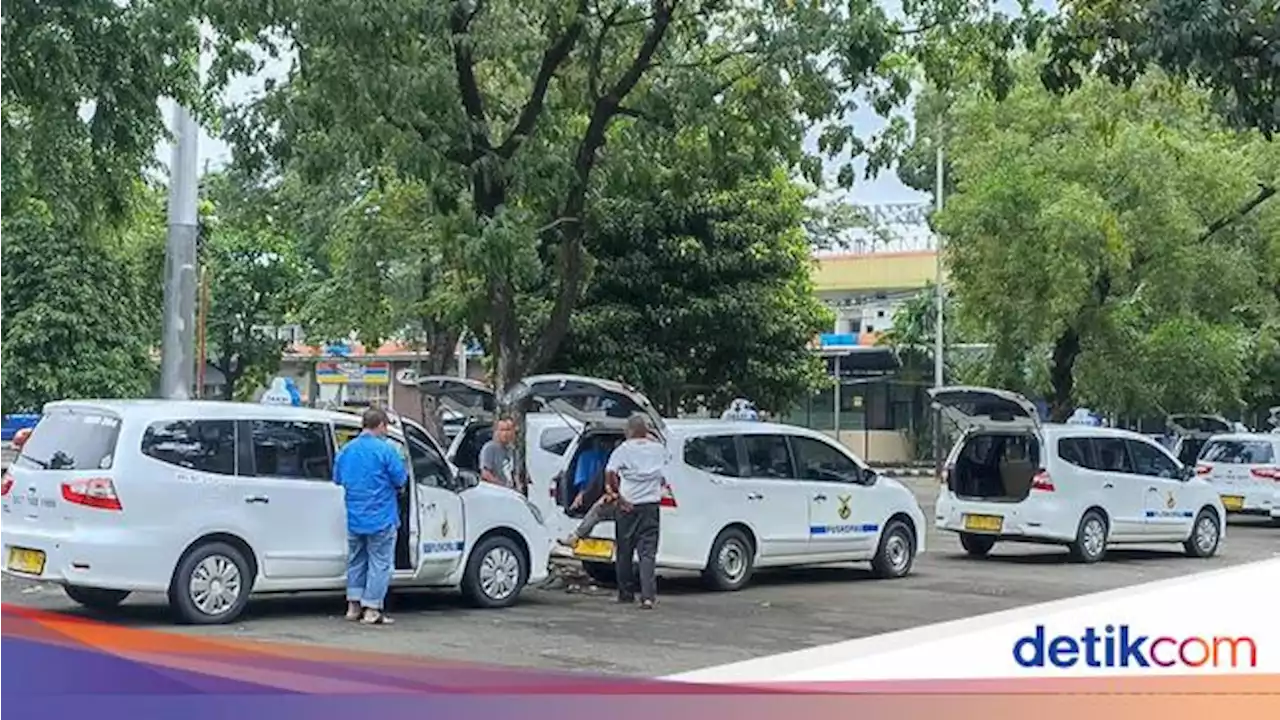 Taksi Mahal di Bandara Halim, Mau Murah Keluar Dulu