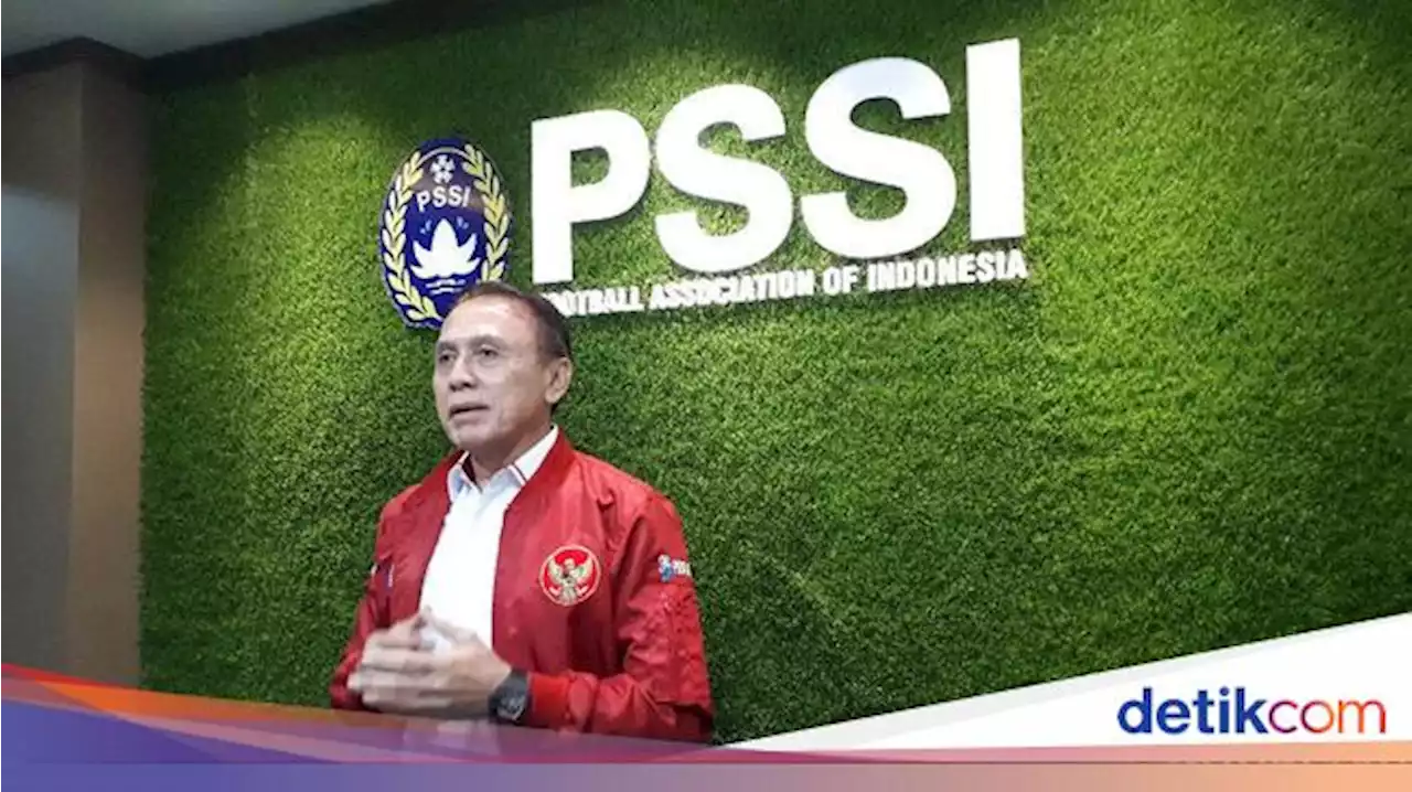 Bung Towel: Ada Pengurus PSSI yang Khianati Iwan Bule