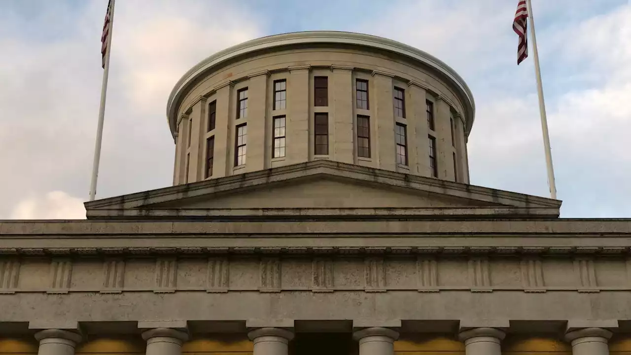 Watch: Ohio Senate chamber floods after pipe bursts in statehouse ceiling