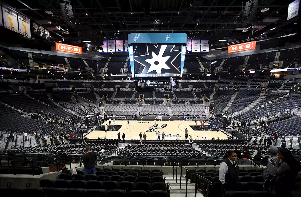 Spurs game delayed due to 'security threat'