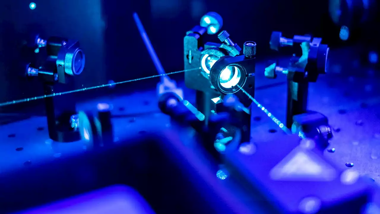 Scientists revealed a laser pen which writes by burning the air