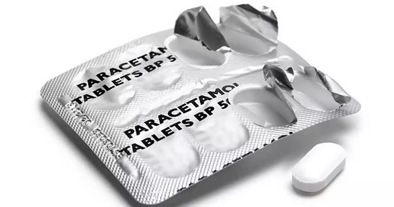 Pharmacist tells if you should take Ibuprofen or paracetamol if winter bug hits