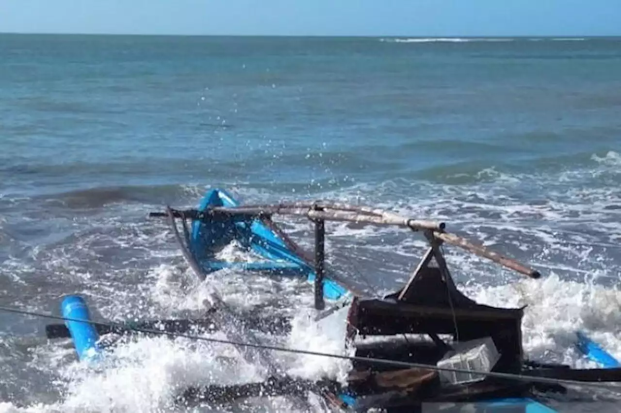 Waspada! Gelombang Tinggi Berpotensi di Laut Selatan Jabar-DIY