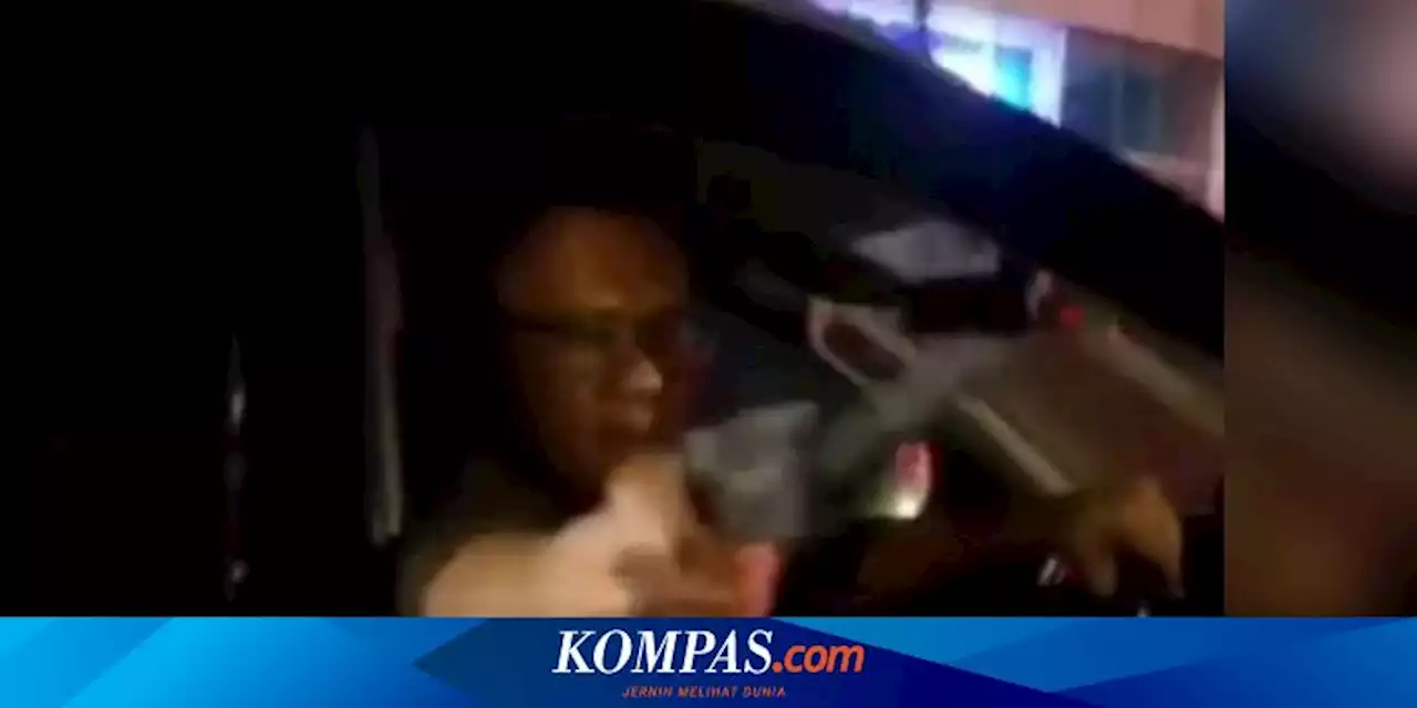 Arogansi Pengemudi Pajero yang Todongkan Pisau Hanya Karena Tak Diberi Jalan saat Menyerobot di Kelapa Gading