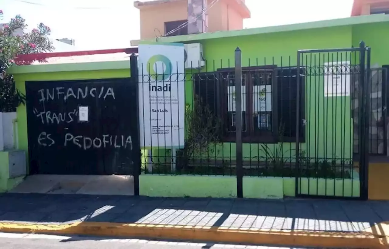 Vandalizaron la delegación del INADI en San Luis con pintadas contra la comunidad travesti-trans