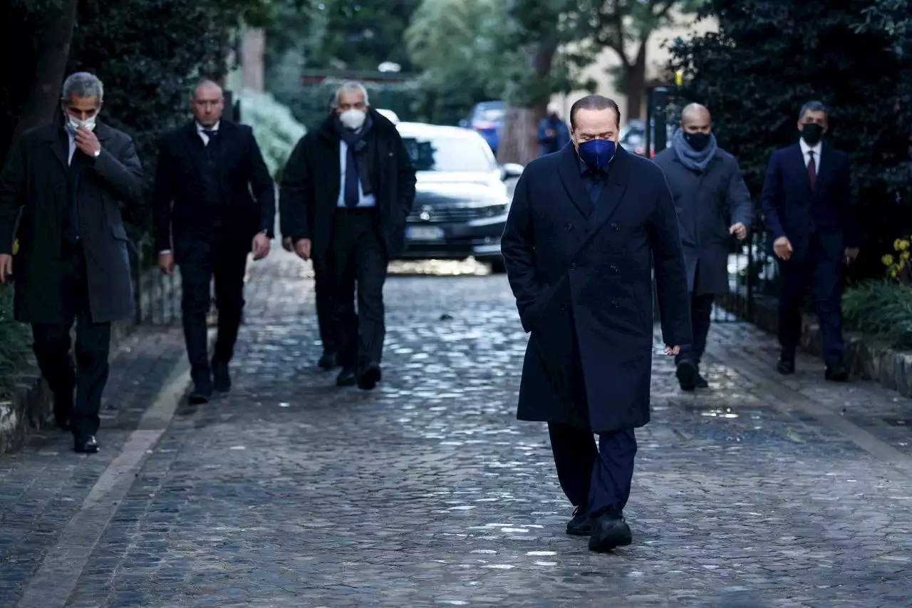 Cavalier servente | Berlusconi detta l’agenda 2023 del governo Meloni - Linkiesta.it