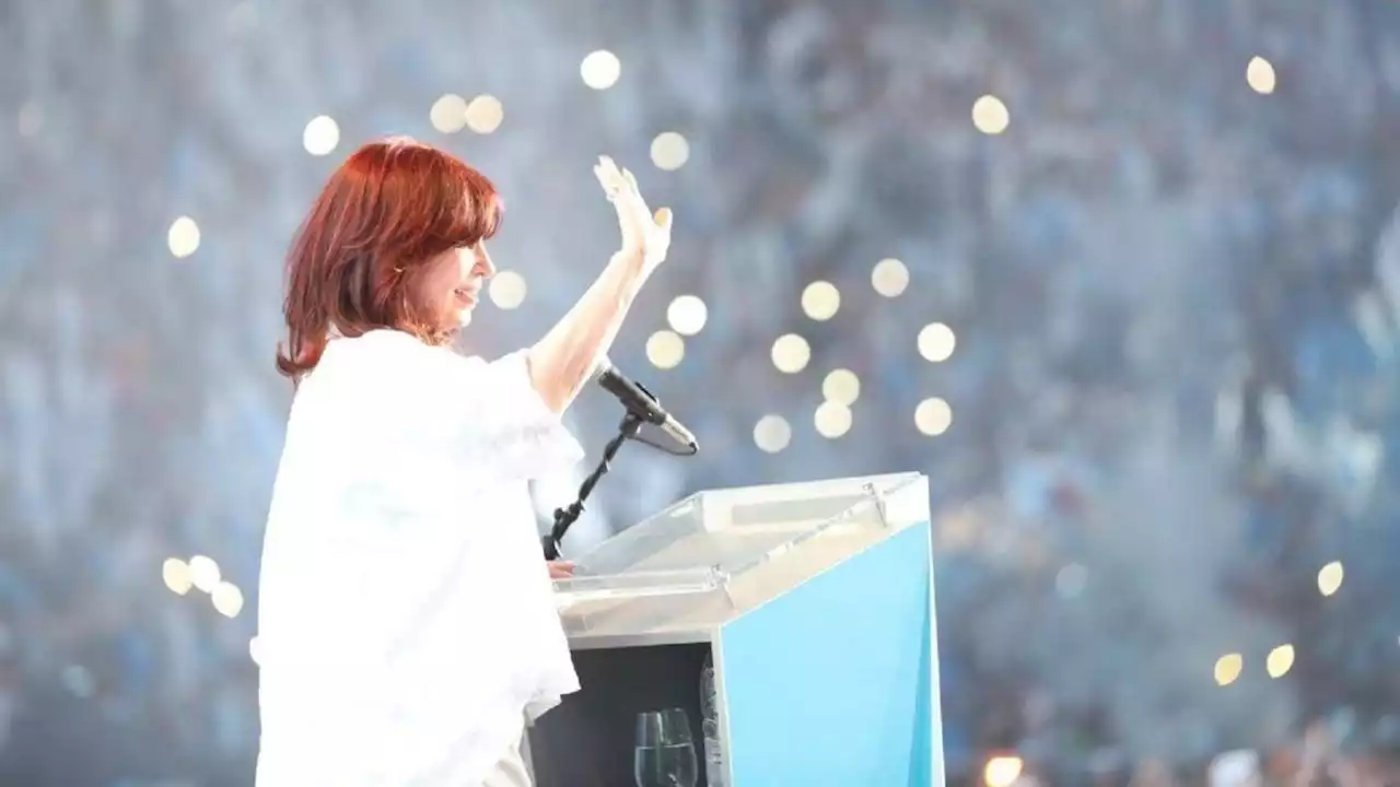 EN VIVO: Reaparece Cristina Kirchner