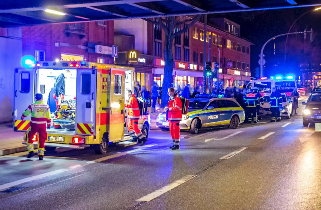 Unfall in Hamburg: Kind an Ampel angefahren