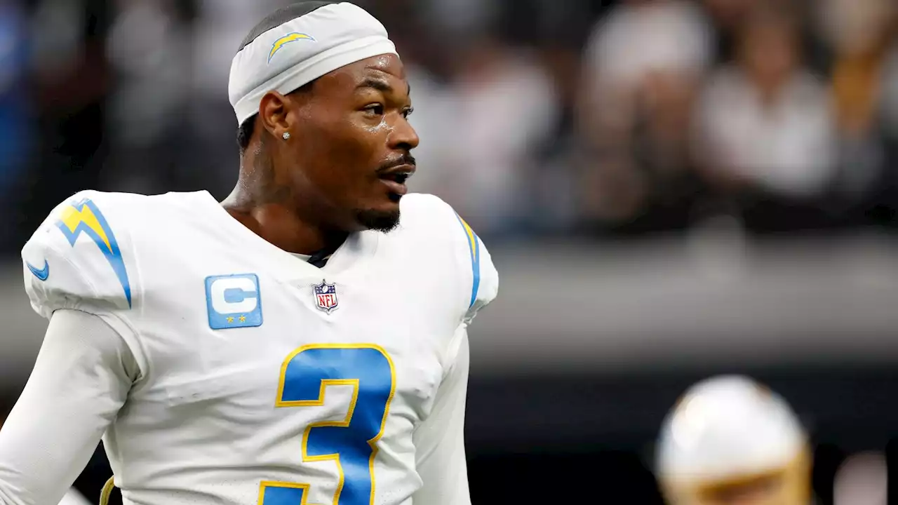 Chargers Star Derwin James Ejected From MNF for Vicious Hit on Colts' Ashton Dulin