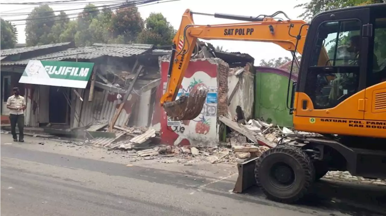 Satpol PP Bogor Bongkar Bangunan tak Berizin di Puncak |Republika Online