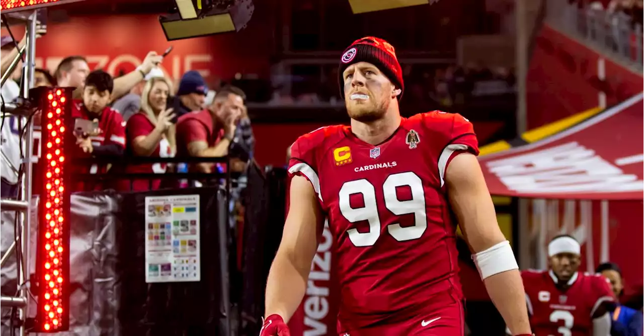 Cardinals defensive end Watt calls time on career