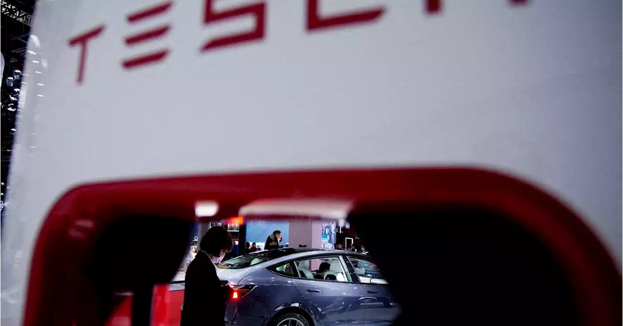 Tesla shares extend losses on demand worries in China