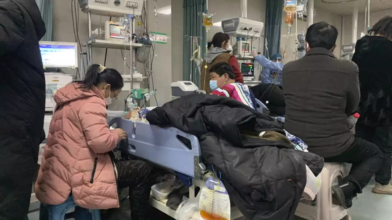 Chine: les urgences de Pékin débordées face à la flambée des cas de Covid-19