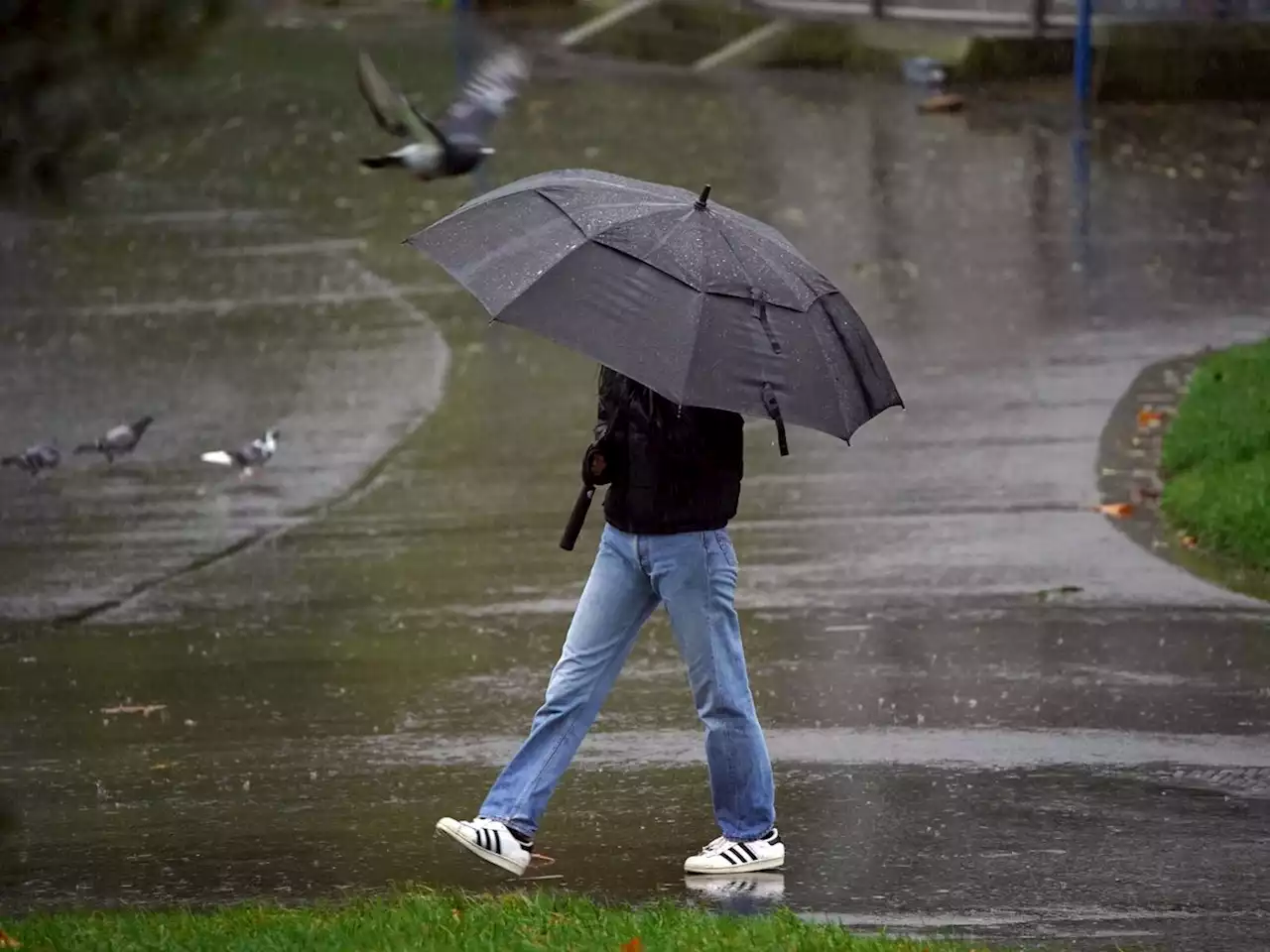 UK braced for wind and rain on New Year’s Eve