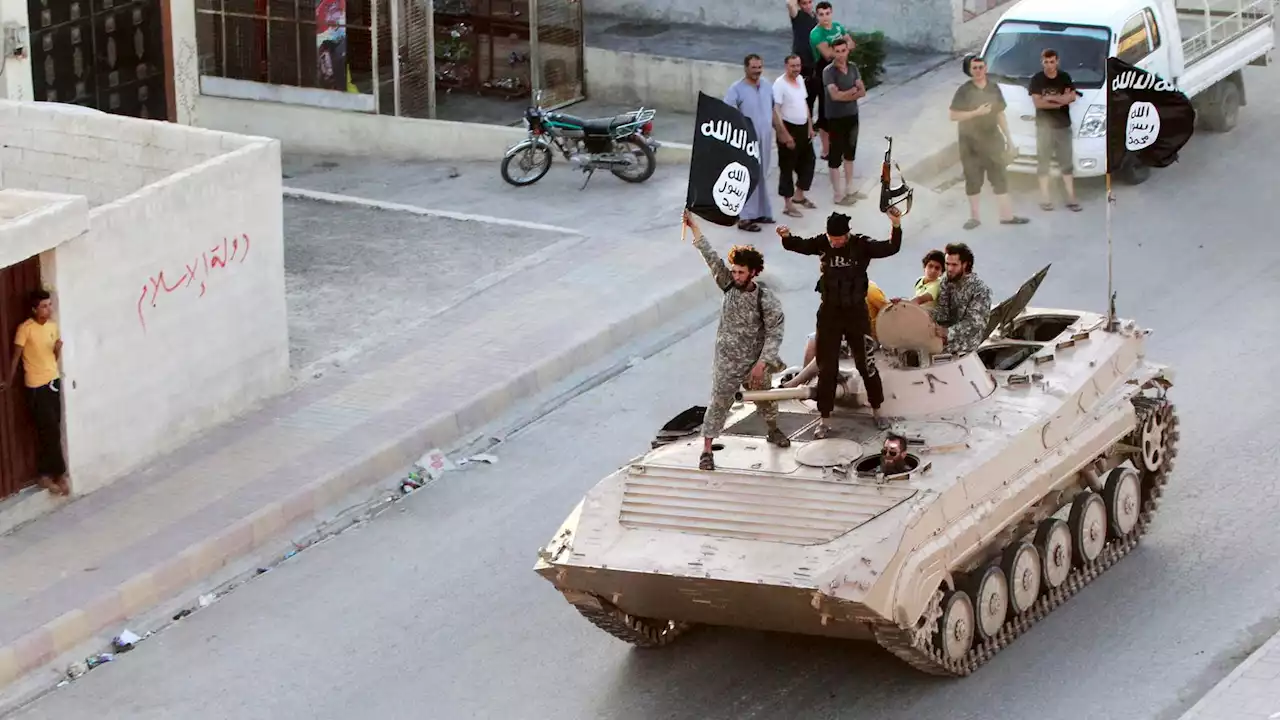 Islamic State still a threat and seeking to free 10,000 of its jailed fighters, experts say