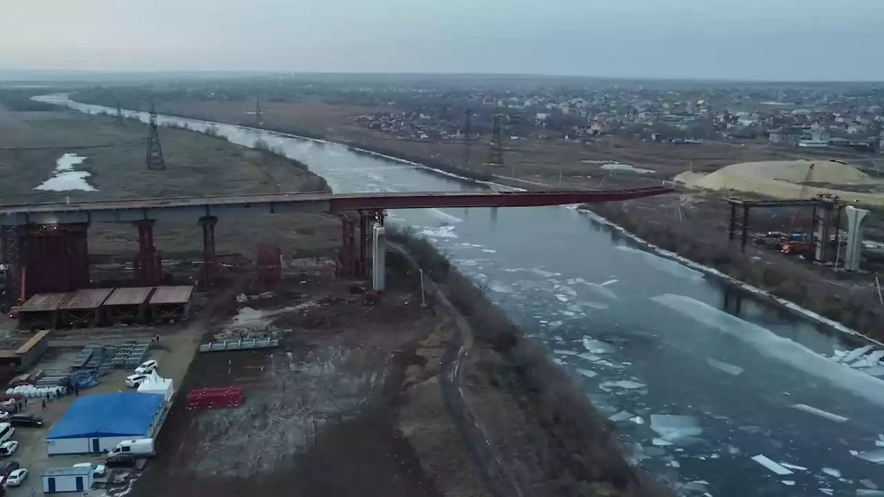 Под Волгоградом началась надвижка пролетов нового моста через Волго-Донской канал