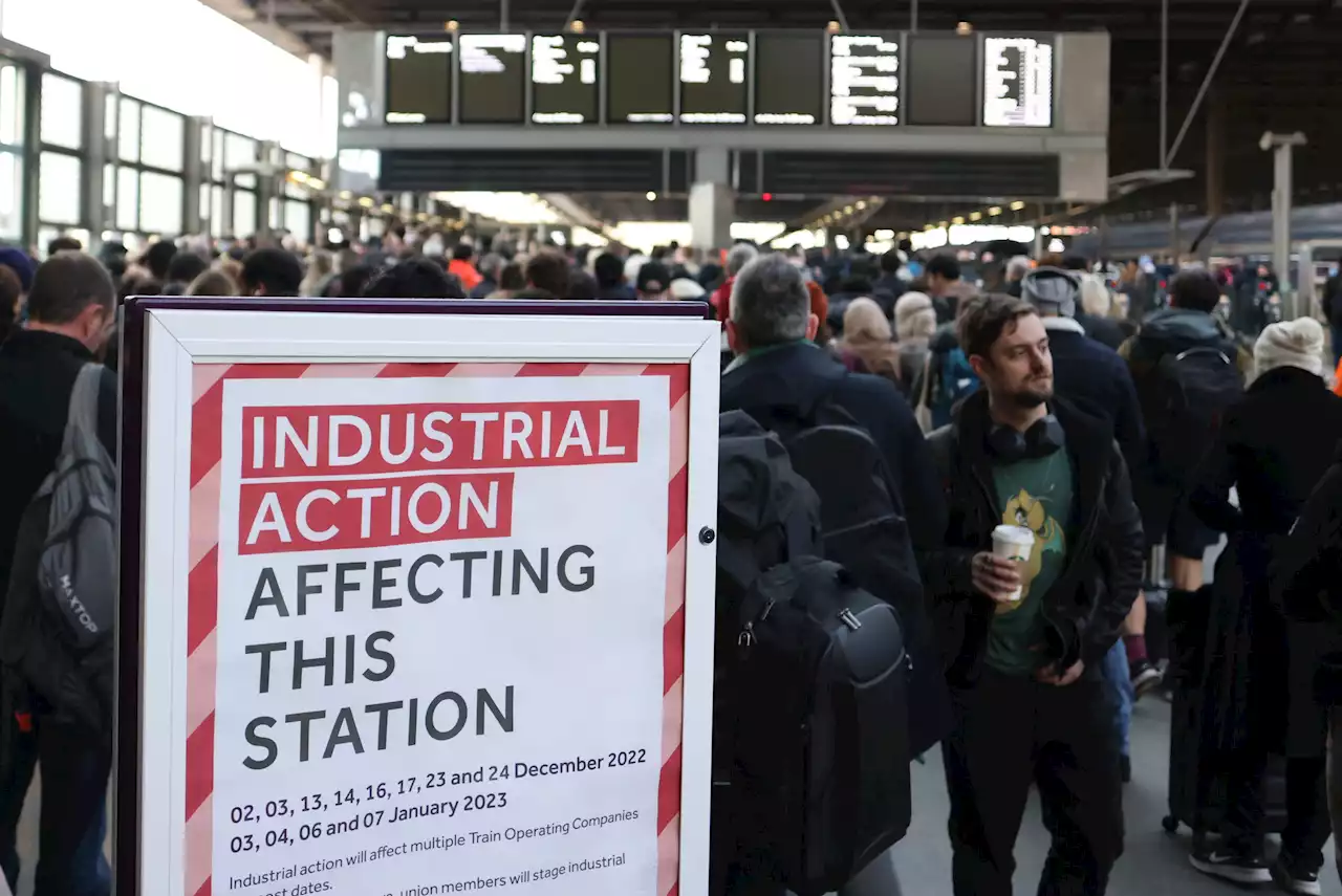 New train strike tactic will wipe out services for days at a time as unions plan 2023 walkouts