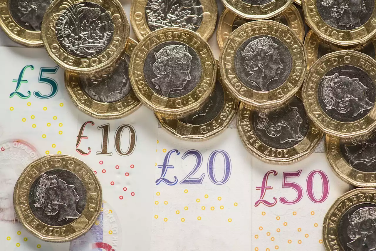 Brits set to get £325 cash boost in supermarket vouchers - can you claim?