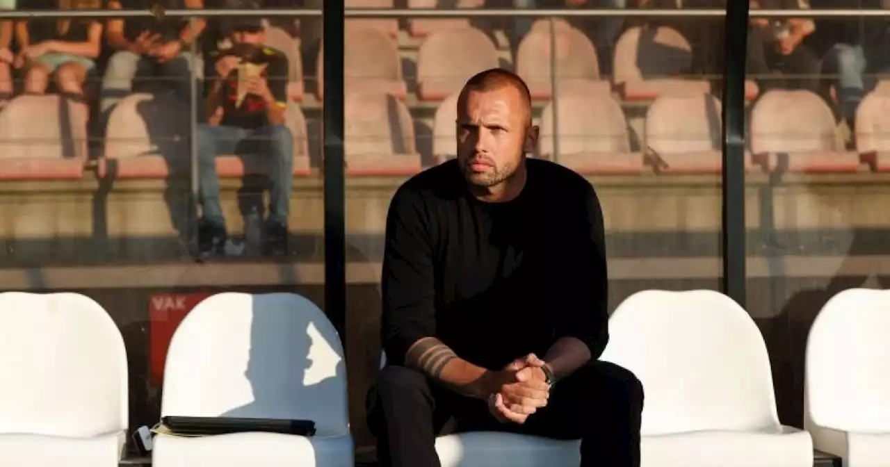 'Heitinga al klaar om hoofdtrainer van Ajax te worden, gaat om ego's managen'