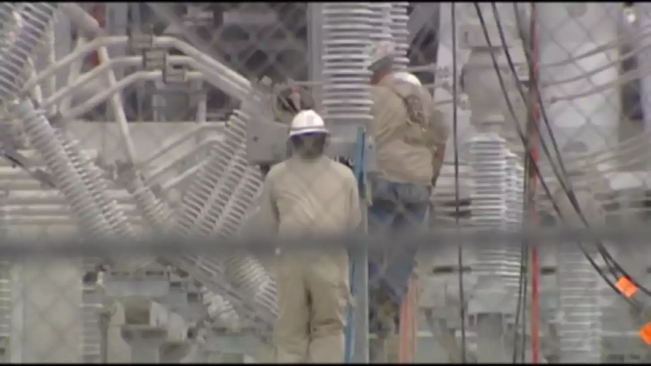 Rice University professor says ERCOT underestimated Texans' demand despite power staying on