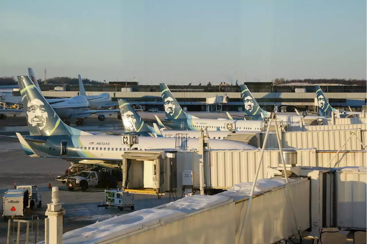 Flight cancellations lead to hectic holiday travel for Alaskans