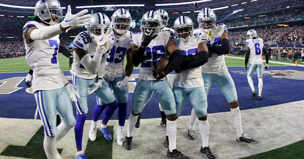 Cowboys, Titans chasing division titles in different ways