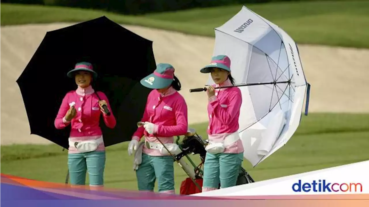 Fenomena Banyak Model Cantik Banting Stir Jadi Caddy Golf Biar Cuan