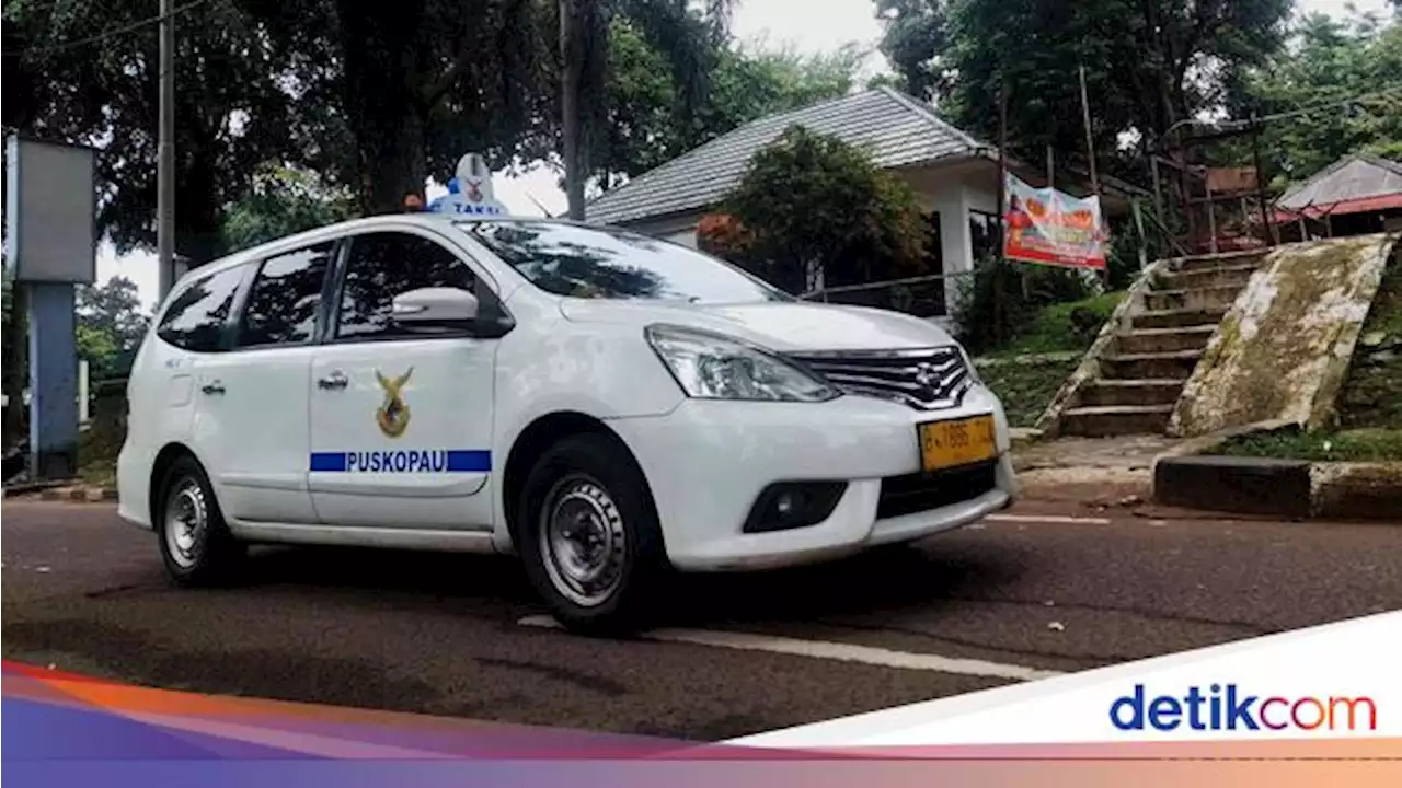 Melihat Aktivitas Taksi Bandara Halim yang Viral Karena Mahal