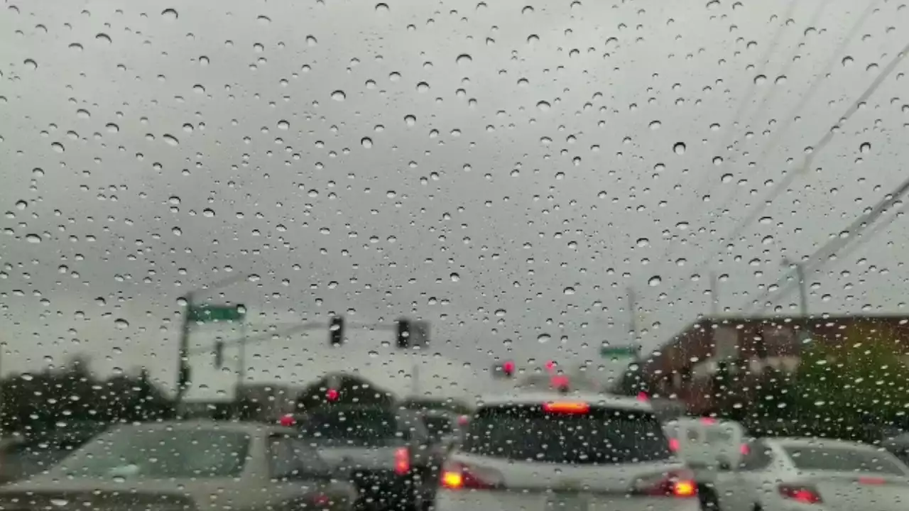 Wet weather sweeps across Phoenix, much of Arizona: Live radar, updates