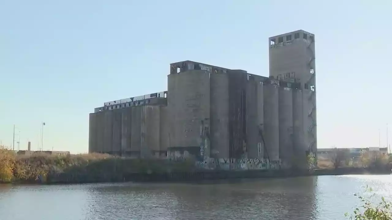 Damen Silos sold by state of Illinois