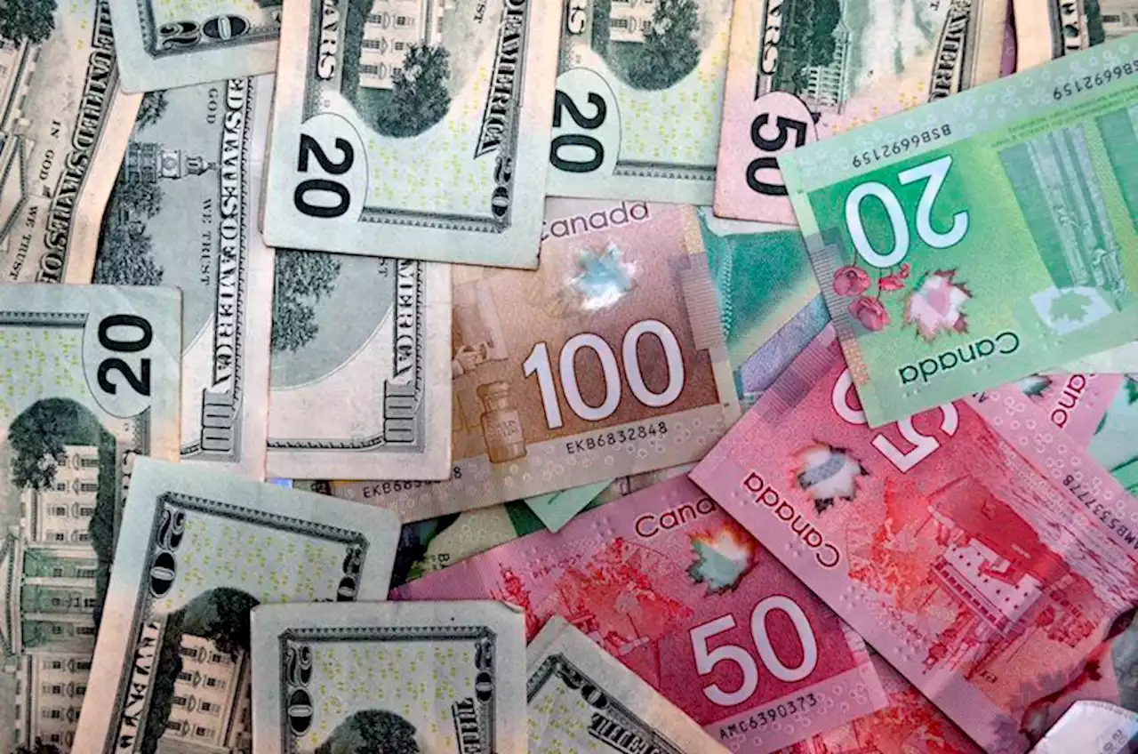 USD/CAD clings to mild gains above 1.3500 despite downbeat Oil price