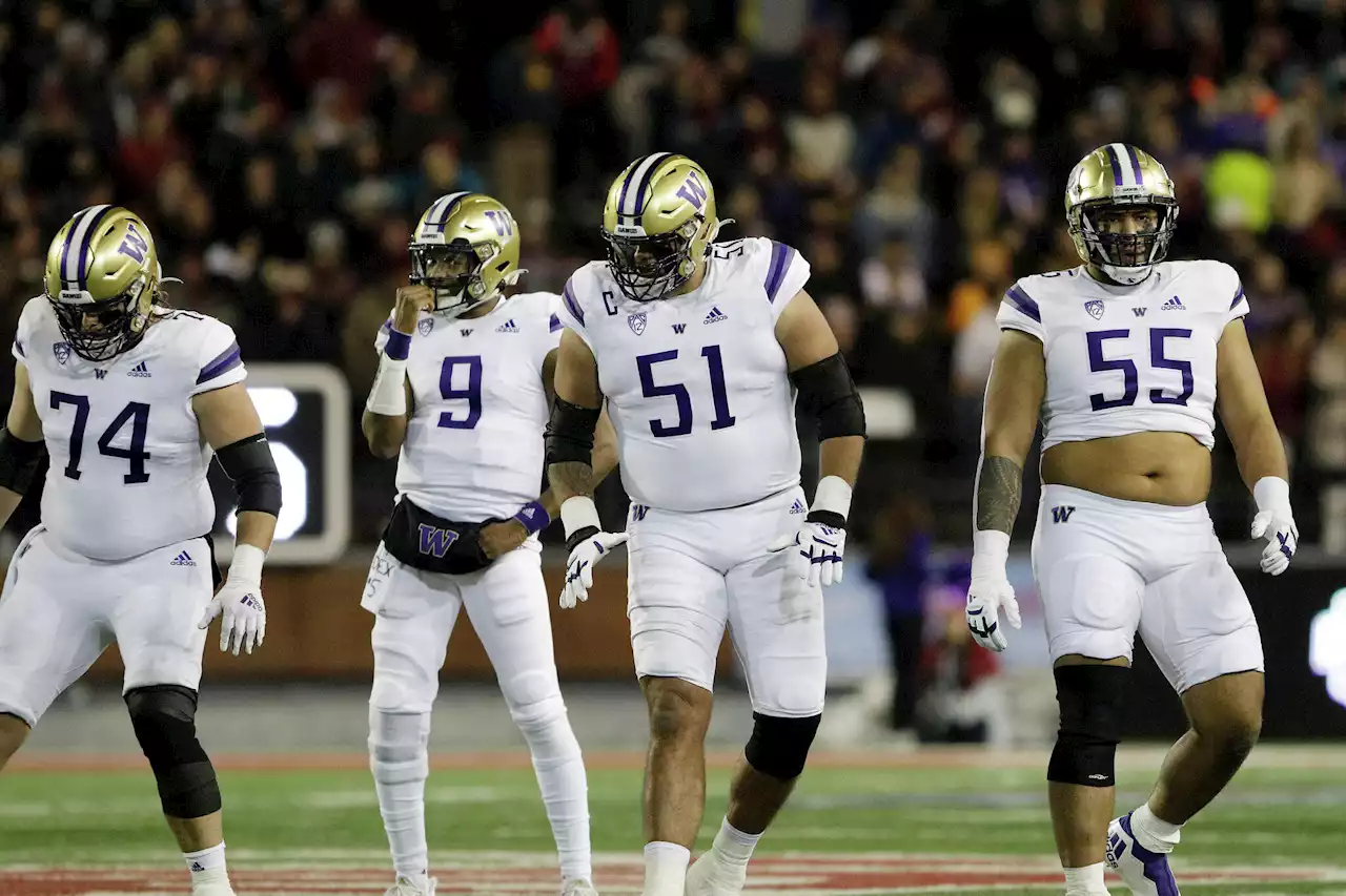 Washington's offensive line presents big challenge to Texas pass rush