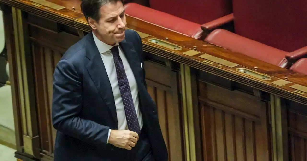 Giuseppe Conte e l'arma dell'illogicità con l'Ucraina