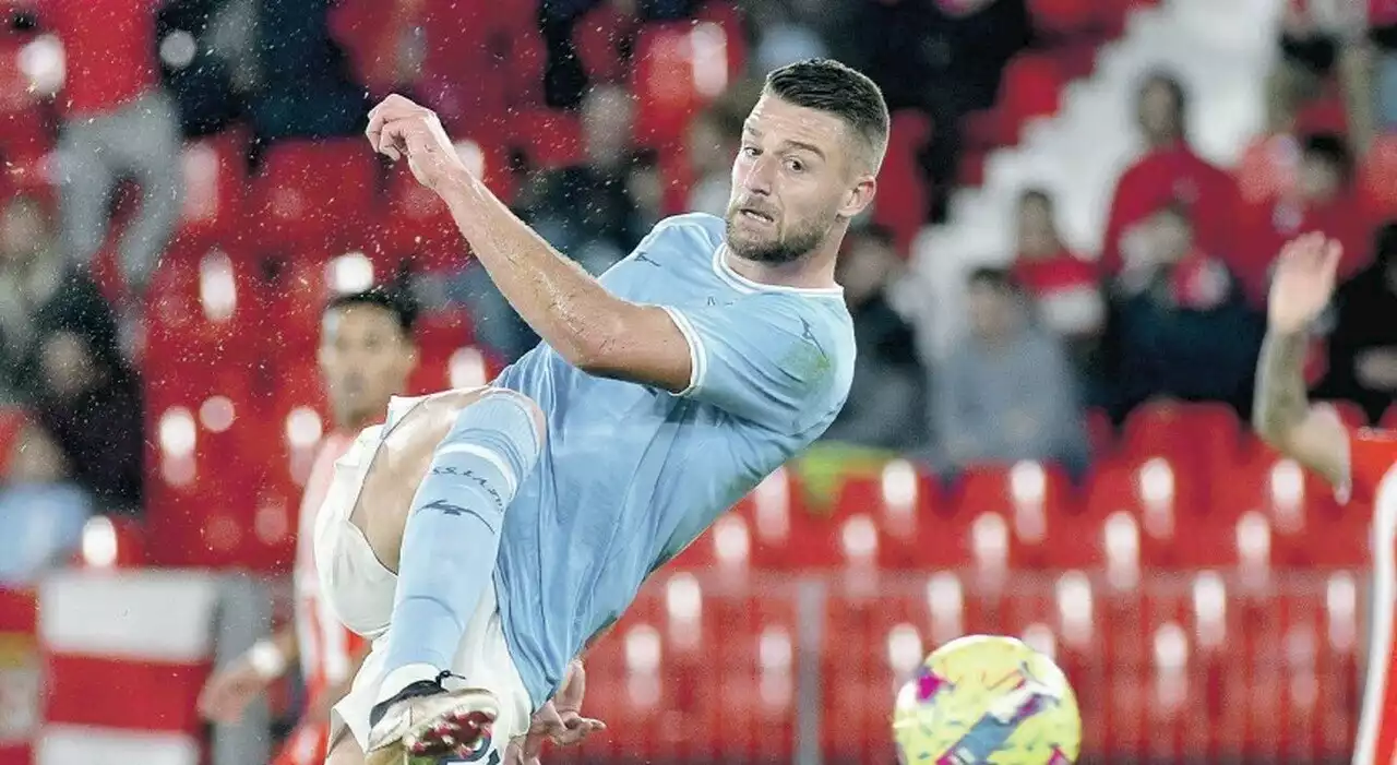 Milinkovic pronto a un 2023 da star: la Lazio è la priorità, ma il contratto...