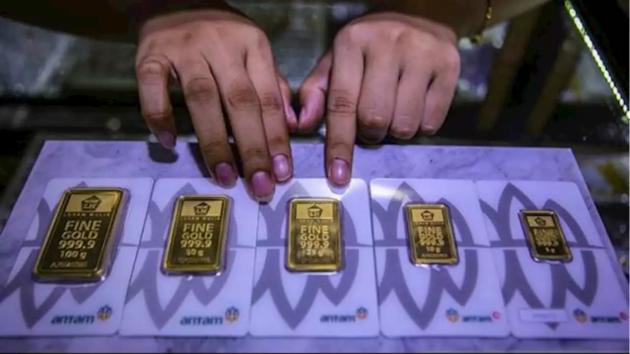 Jelang Akhir Tahun, Harga Emas Antam Merangkak Naik Capai Rp1.014.000 per Gram