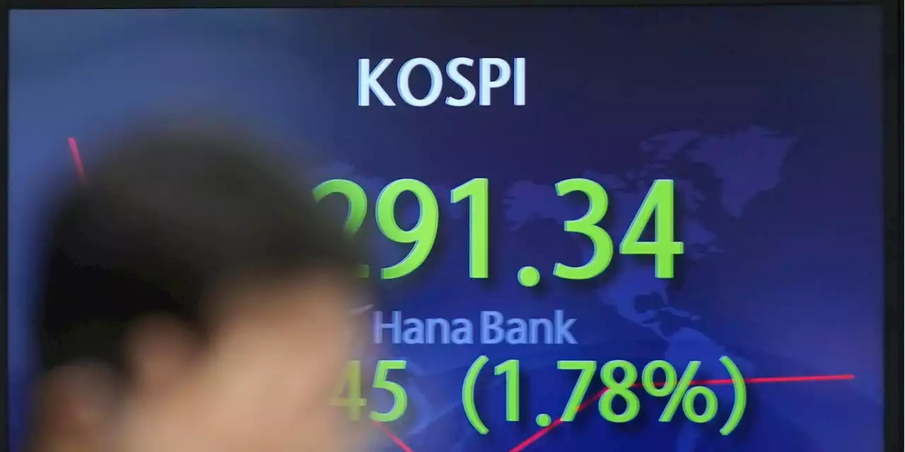 Asian shares mixed, but Hong Kong climbs as foreign travel measures ease