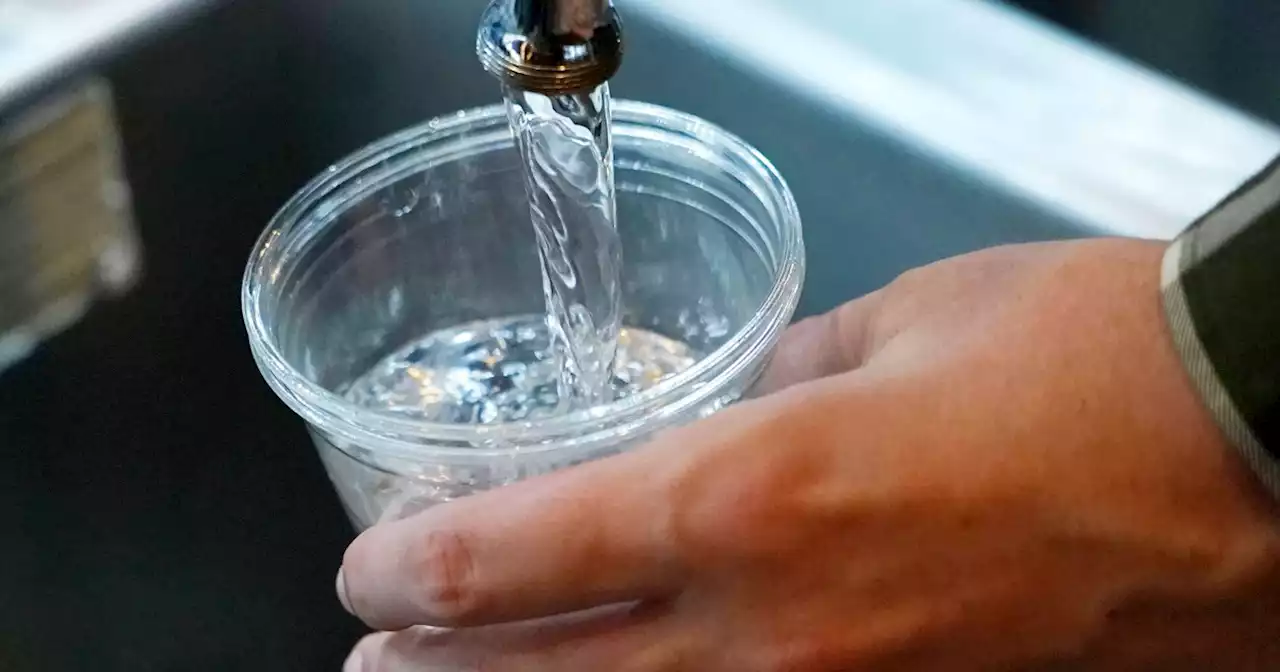 Residents of Mississippi capital 'tired of apologies' as water stoppages continue