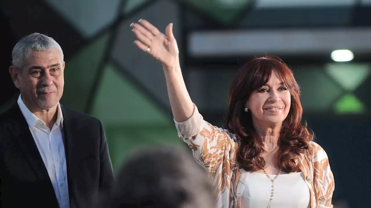 Cristina Kirchner: “Acá no hay renunciamiento ni autoexclusión, hay proscripción” | La vicepresidenta habló en Avellaneda