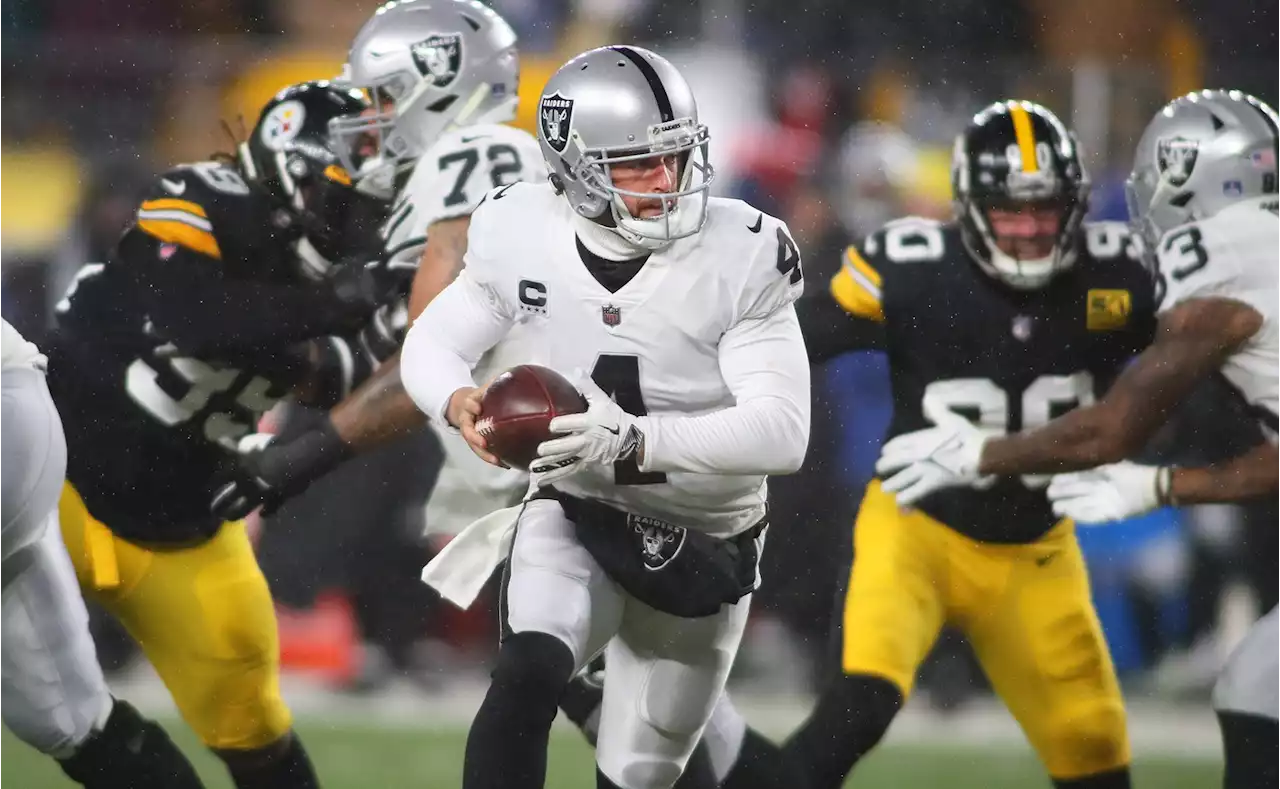 Should Raiders Bench Derek Carr?