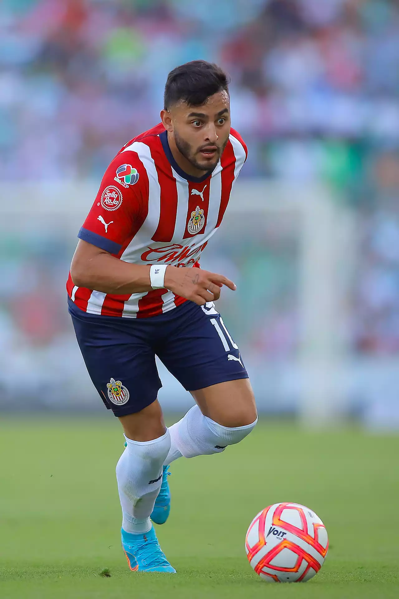 Alexis Vega convocado por Chivas para el Clásico ante Atlas en la Copa Sky 2022