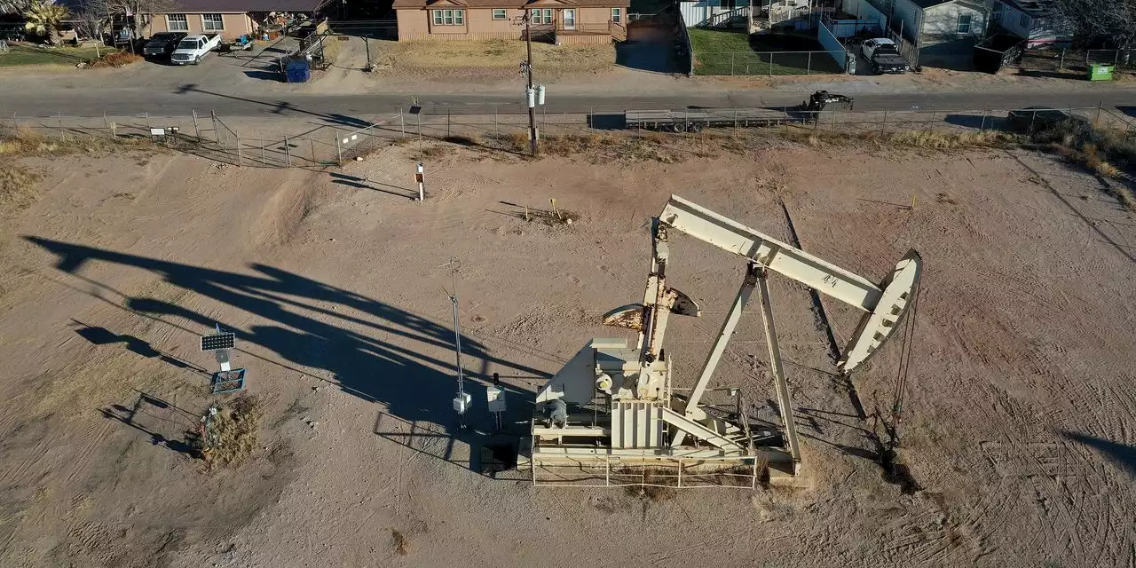 Even a Housing Crash Can’t Bring Back a Shale Boom This Time