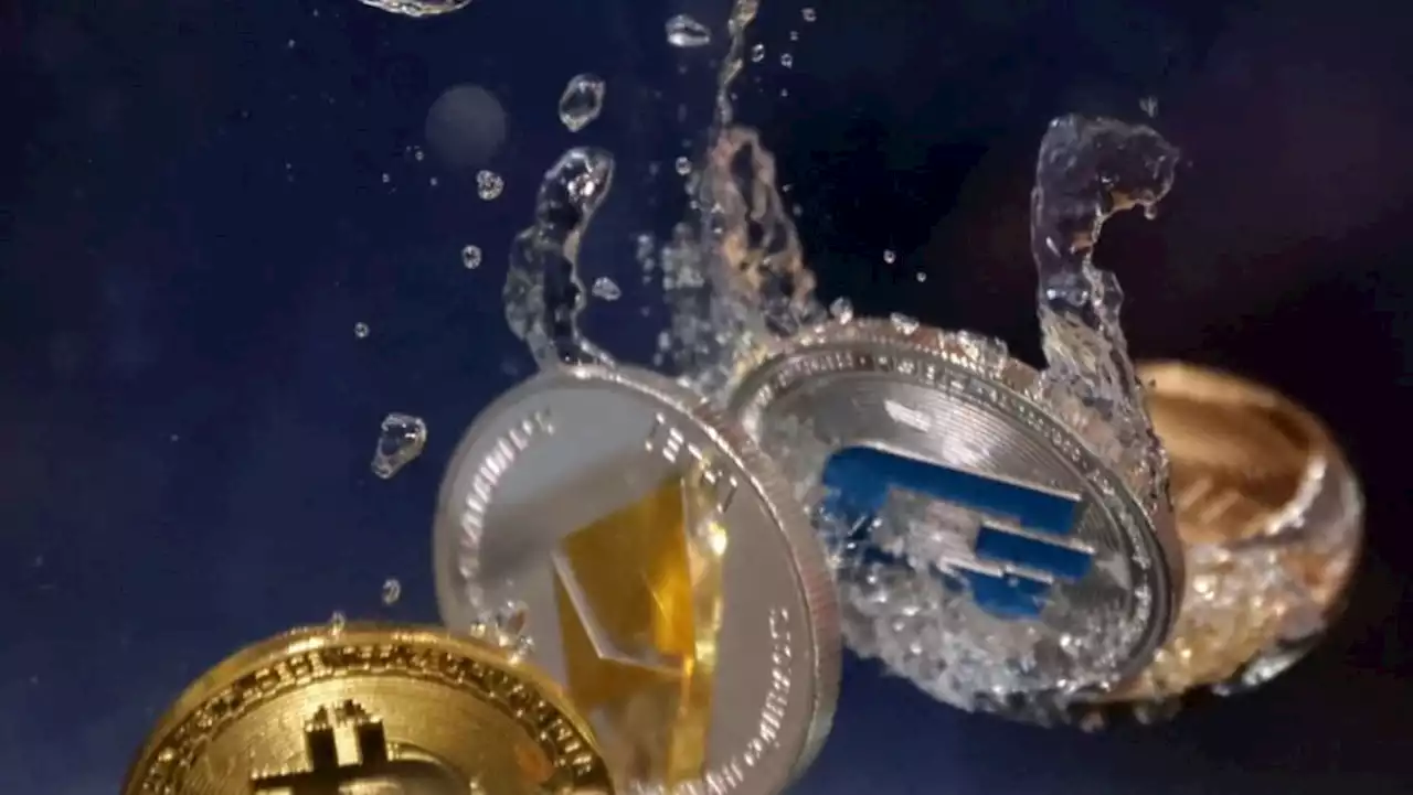 Solana crypto token loses most of its value in 2022, FTX collapse weighs