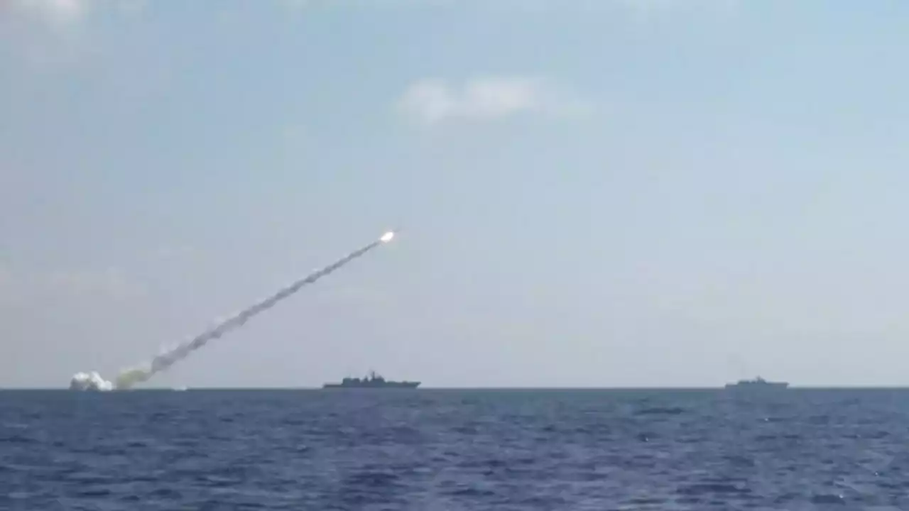 Russisches Militär prahlt mit Raketenbeständen