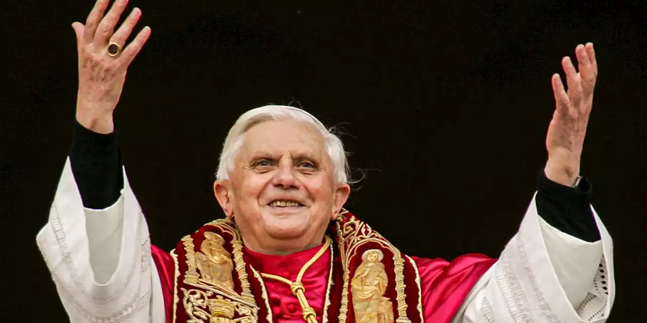 Vatican: Benedict XVI lucid, stable but condition ‘serious’