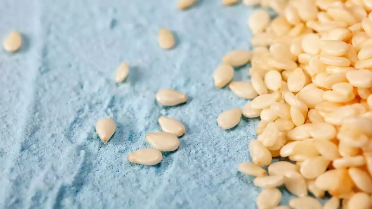 Sesame will join the major food allergens list on January 1, FDA says | CNN