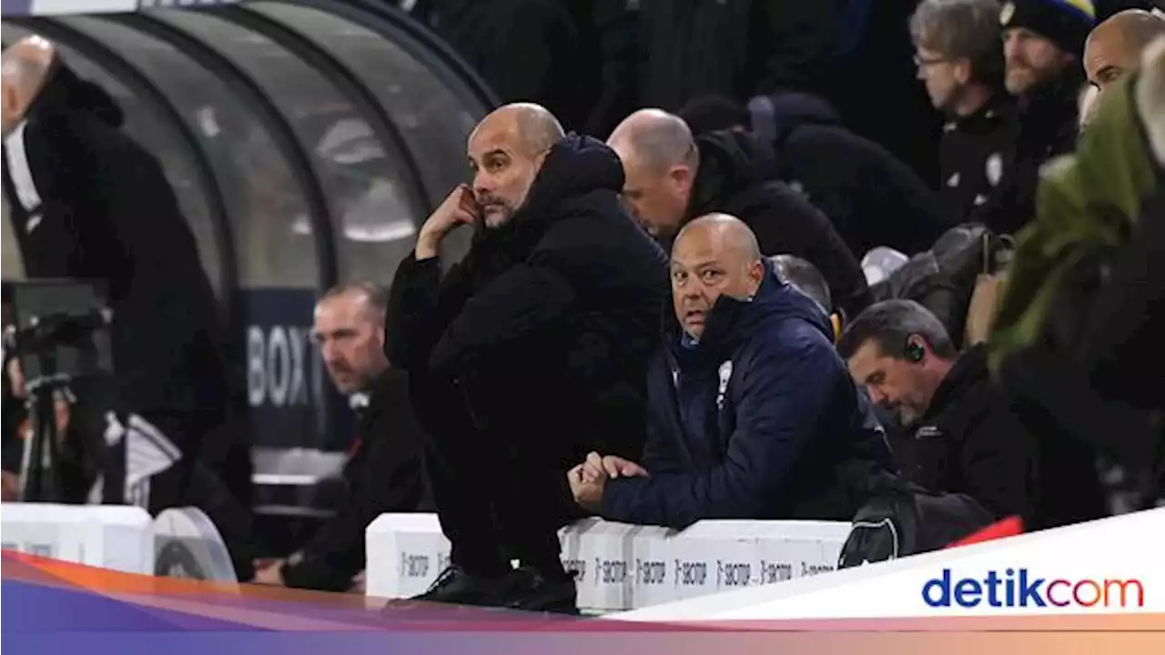 Man City Hajar Leeds, Guardiola kok Tendang Botol ke Bench Lawan?